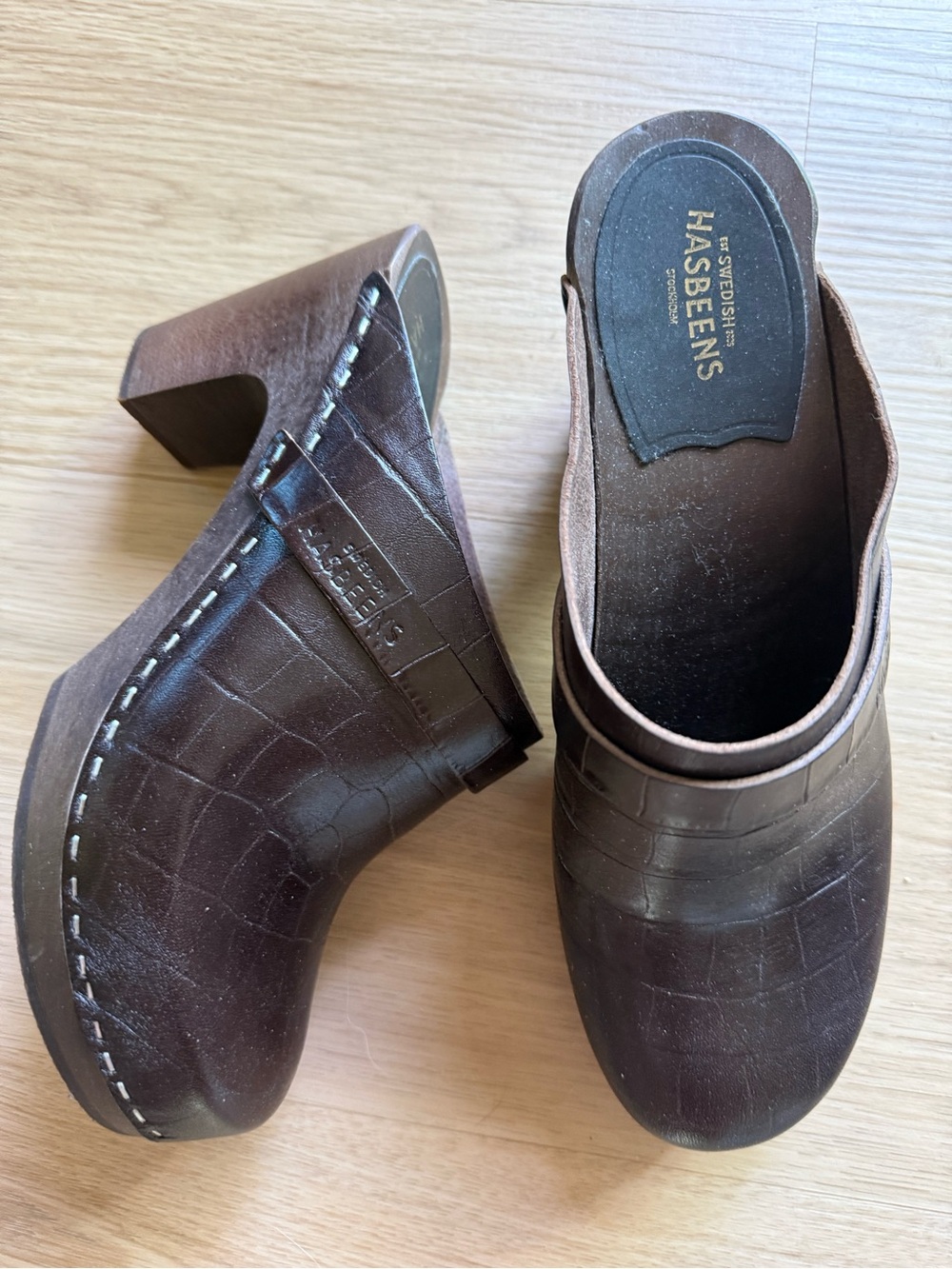 Swedish Hasbeens Husband Heeled Mules Clogs Croc Embossed Women’s 40